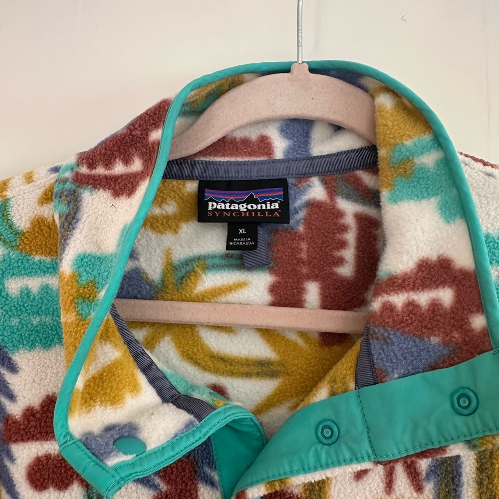 Patagonia Lightweight Synchilla® Snap-T® Fleece Pullover - Picture 3 of 3